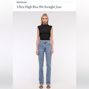 A&F Ultra High Rise 90s Straight Jean - NWT - Light/Med Wash - Classic Fit